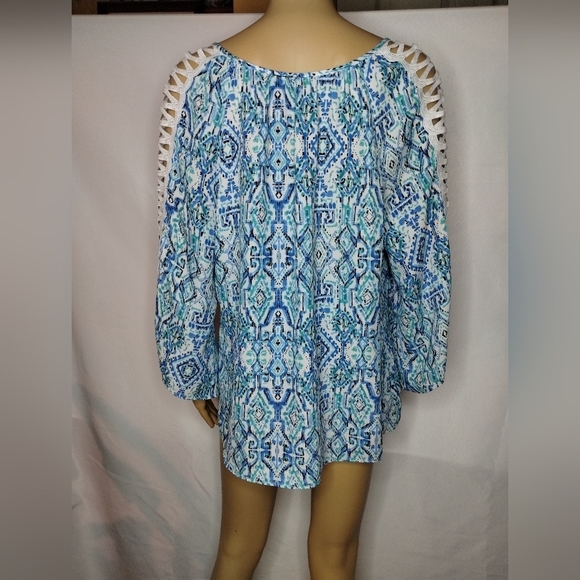 New directions women's blue and white long sleeve open sleeve size medium blouse - Picture 6 of 7